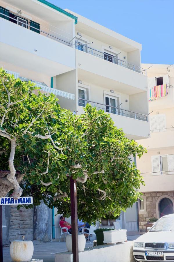 Apartman More&Maslina Drašnice Eksteriør billede